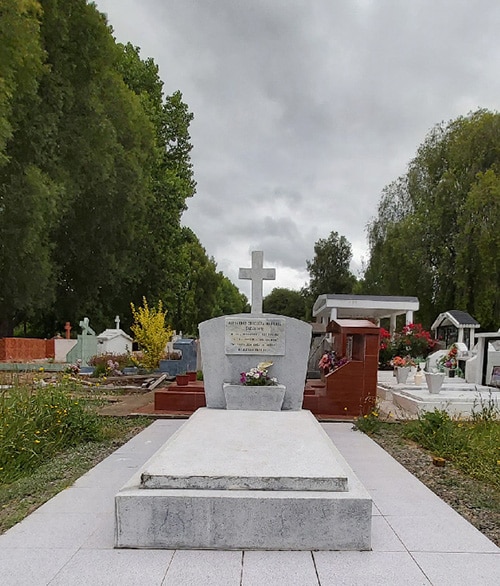 Alejandro Corcuera tumba